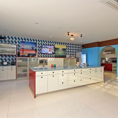 Sharrow Bay Villa Pattaya Exteriör bild