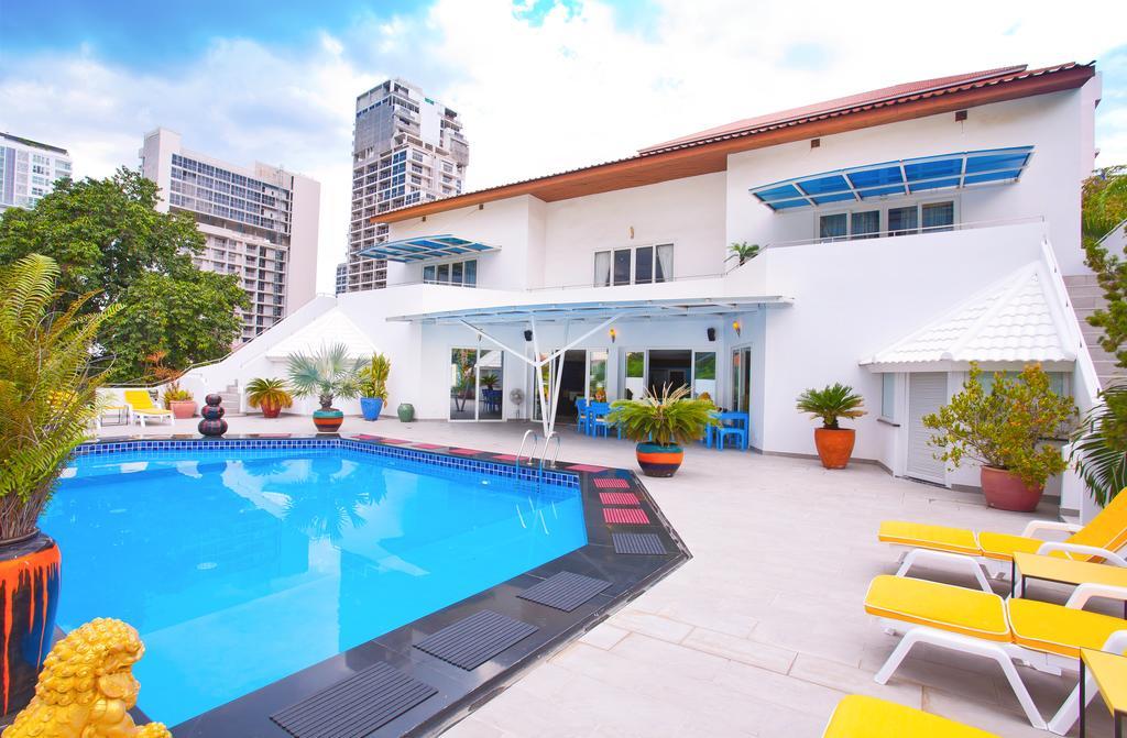 Sharrow Bay Villa Pattaya Exteriör bild