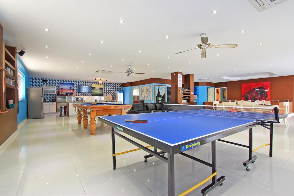 Sharrow Bay Villa Pattaya Exteriör bild