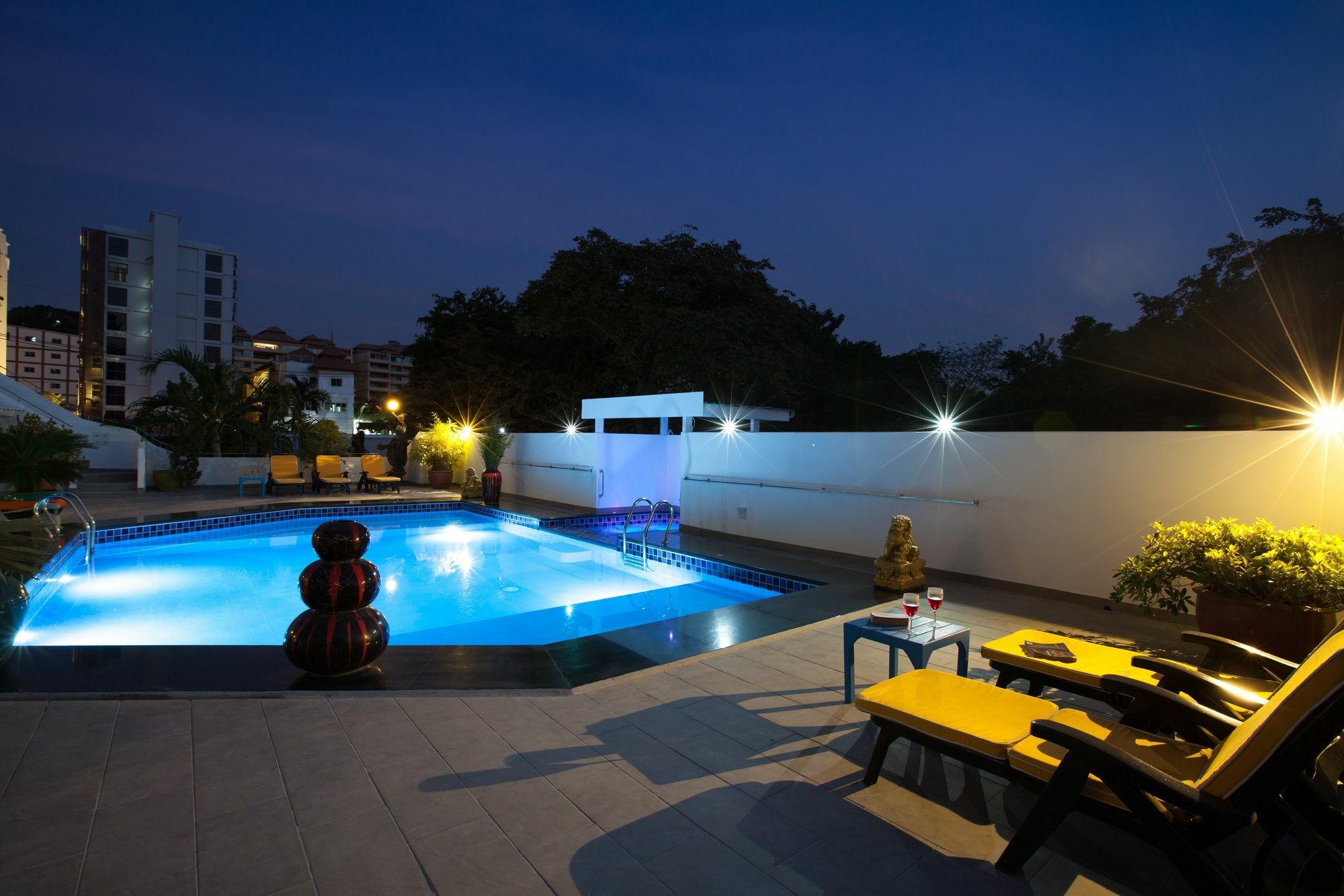 Sharrow Bay Villa Pattaya Exteriör bild